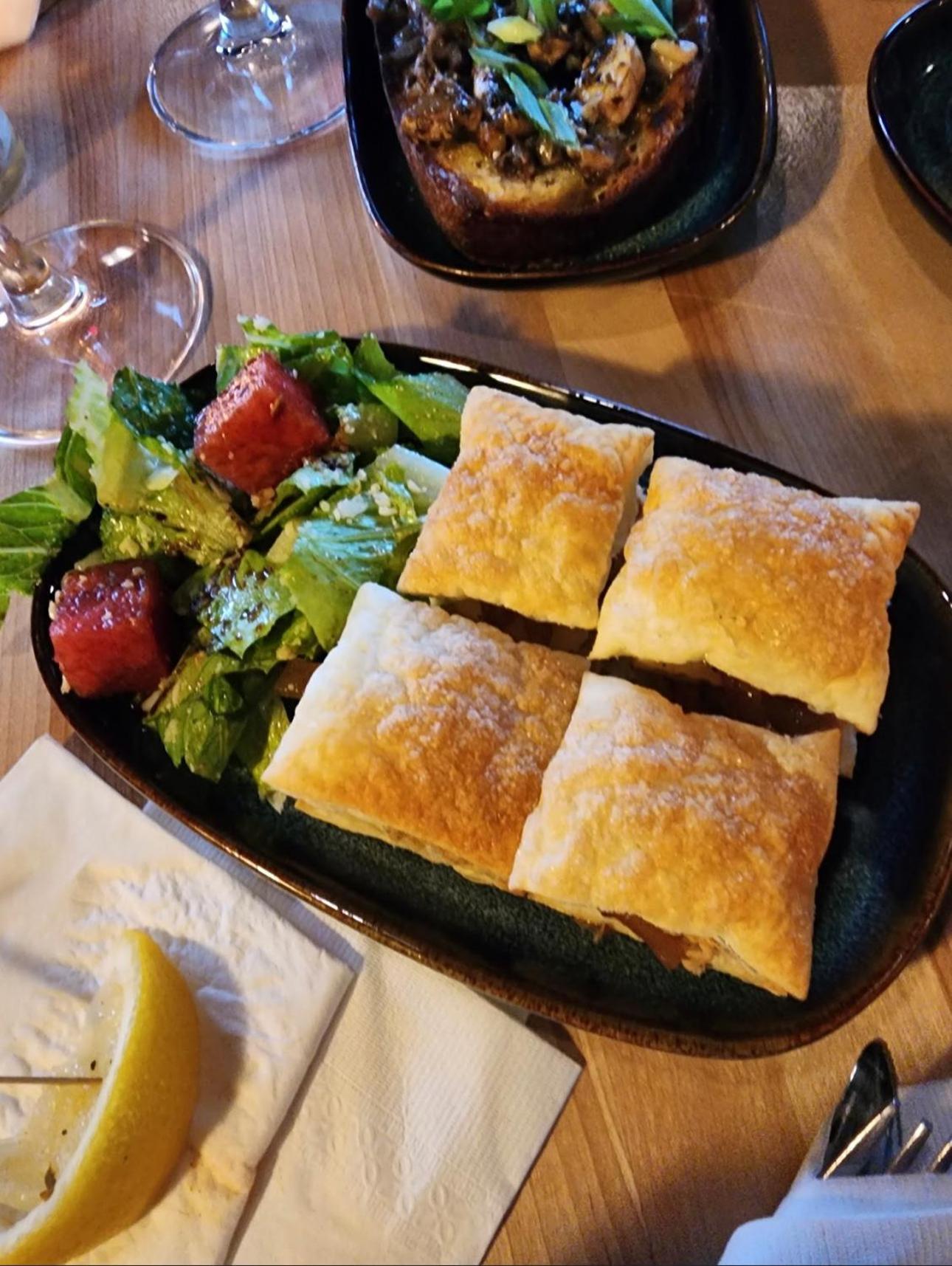 Auberge Et Bistro Namaste Lachute 外观 照片